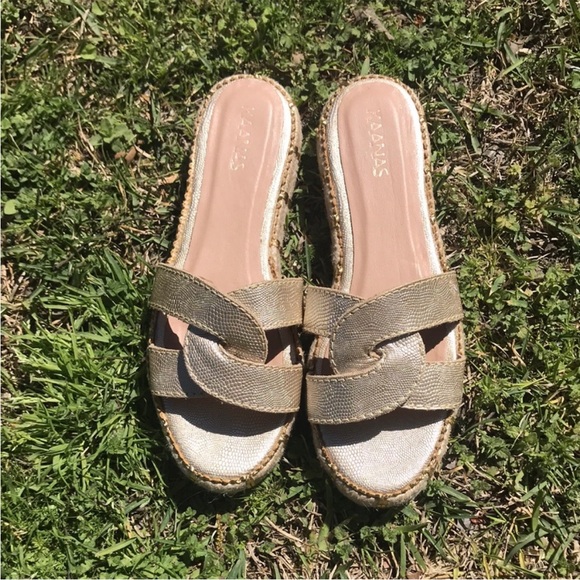Anthropologie Kaanas Oia Infinity Flatform Espadrille Sandals in Gold Sz 7 - Picture 8 of 9
